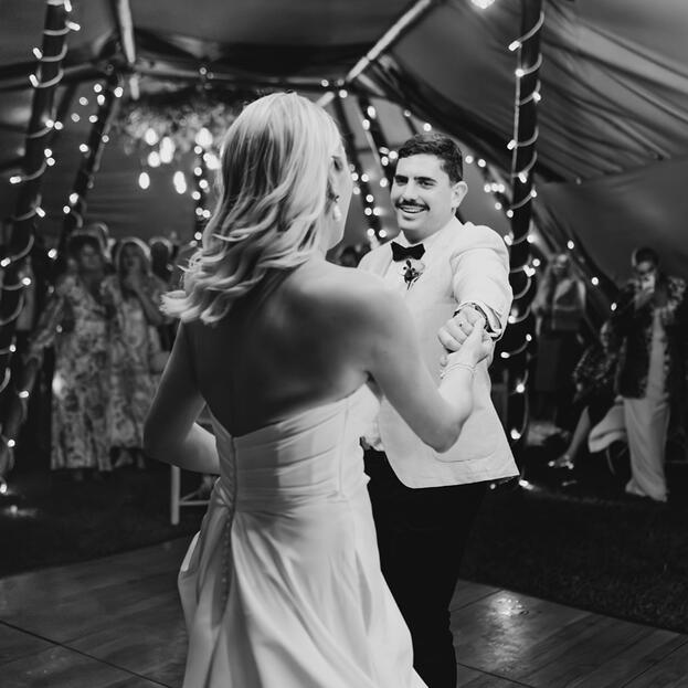 https://www.instagram.com/weddingsbyjemma__/